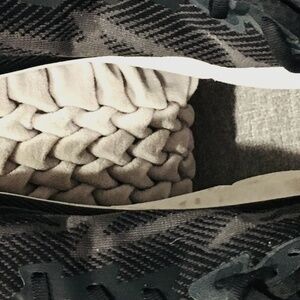 Hoka woman’s Clifton 9